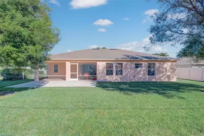 406 SE 22nd St, Cape Coral, FL 33990 - Photo 6