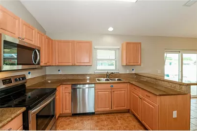 600 SW 18th Ter, Cape Coral, FL 33991 - Photo 6