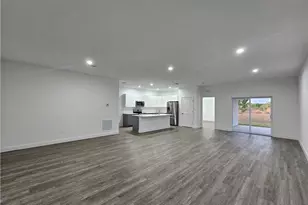 9011 Penny Cir, Labelle, FL 33935 - Photo 2