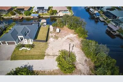 201 SW 40th St, Cape Coral, FL 33914 - Photo 20