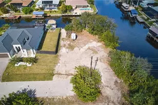 201 SW 40th St, Cape Coral, FL 33914 - Photo 20