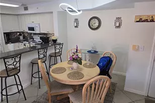 1210 Wildwood Lakes Blvd, Naples, FL 34104 - Photo 24