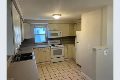 2173 Barry Dr, Fort Myers, FL 33907 - Photo 4