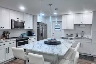 5524 Ben Franklin Ln, North Fort Myers, FL 33917 - Photo 2