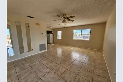 1221 SE 46th Ln #M, Cape Coral, FL 33904 - Photo 4