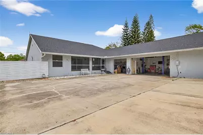 2807 52nd St SW, Lehigh Acres, FL 33976 - Photo 24