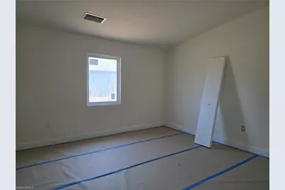 3030 39th St SW, Lehigh Acres, FL 33976 - Photo 8