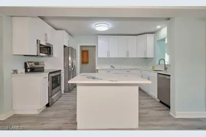 4370 Deleon St, Fort Myers, FL 33901 - Photo 8