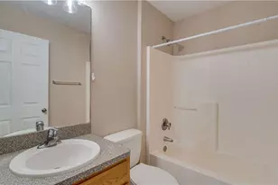 2102 NE 17th Ave, Cape Coral, FL 33909 - Photo 18