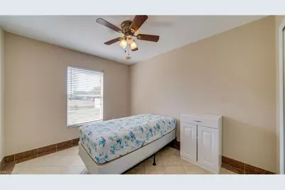 2102 NE 17th Ave, Cape Coral, FL 33909 - Photo 16