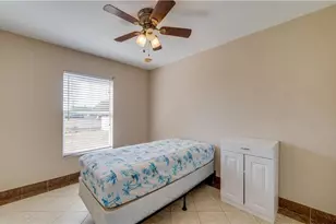 2102 NE 17th Ave, Cape Coral, FL 33909 - Photo 16