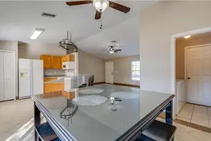 2102 NE 17th Ave, Cape Coral, FL 33909 - Photo 6