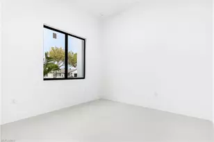 1015 SW 8th Ct, Cape Coral, FL 33991 - Photo 26