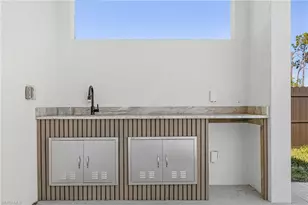 1015 SW 8th Ct, Cape Coral, FL 33991 - Photo 30