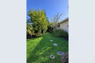 1010 SE 43rd Ter, Cape Coral, FL 33904 - Photo 34