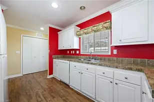 5252 Fiddleleaf Dr, Fort Myers, FL 33905 - Photo 6