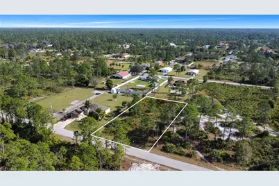 1014 Plumosa Ave, Lehigh Acres, FL 33972 - Photo 2