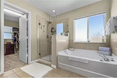 1422 NE 9th Ter, Cape Coral, FL 33909 - Photo 20