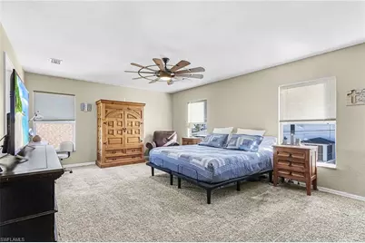 1422 NE 9th Ter, Cape Coral, FL 33909 - Photo 18