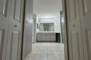 846 SW 16th Terrace, Cape Coral, FL 33991 - Photo 10