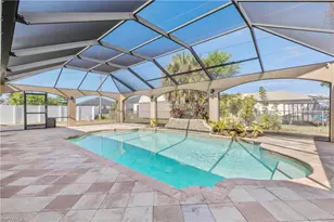 329 NE 9th St, Cape Coral, FL 33909 - Photo 24