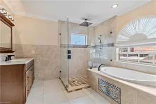 329 NE 9th St, Cape Coral, FL 33909 - Photo 12