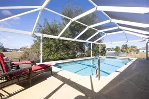 20 NE 8th Pl, Cape Coral, FL 33909 - Photo 14