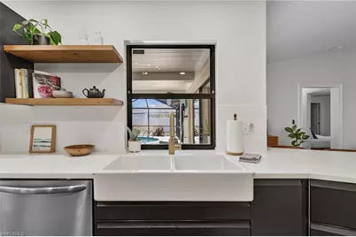 1118 SW 42nd St, Cape Coral, FL 33914 - Photo 8