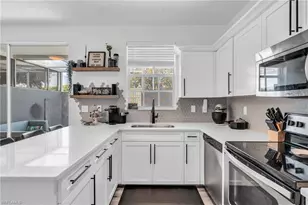 3825 Schoolhouse Rd E, Fort Myers, FL 33916 - Photo 12