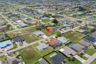 105 NW 35th Pl, Cape Coral, FL 33993 - Photo 10