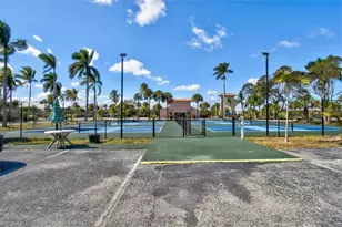 182 Newport Dr, Naples, FL 34114 - Photo 44