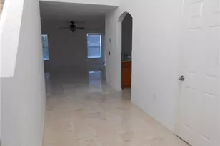 154 Shadowview Ct, Lehigh Acres, FL 33974 - Photo 4