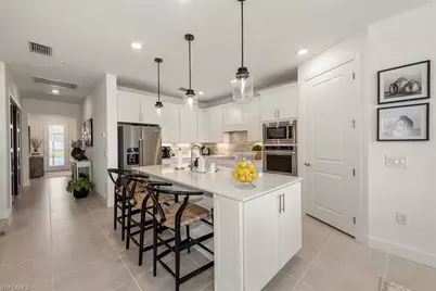 3624 Passion Vine Dr, Alva, FL 33920 - Photo 6