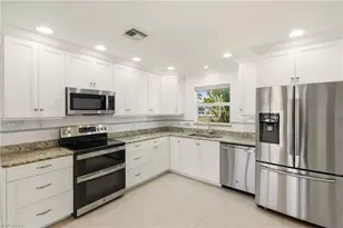 2859 Cheryl St S, Matlacha, FL 33993 - Photo 10