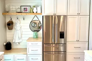 1086 N Town and River Dr, Fort Myers, FL 33919 - Photo 8