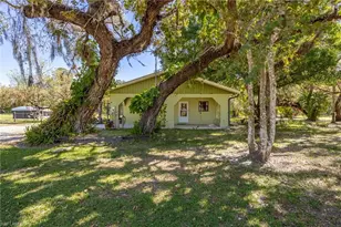 1301 Jacks Ln, Fort Denaud, FL 33935 - Photo 2