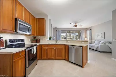 10611 Camarelle Cir, Fort Myers, FL 33913 - Photo 6
