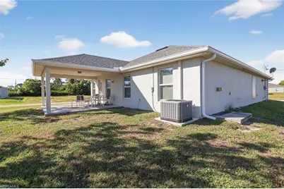 4301 NW 36th Pl, Cape Coral, FL 33993 - Photo 4