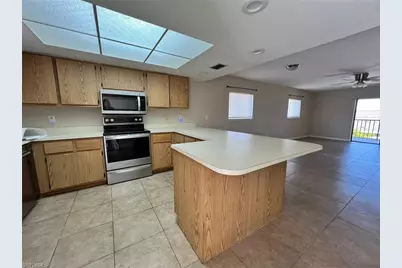 3911 Country Club Blvd #201, Cape Coral, FL 33904 - Photo 6