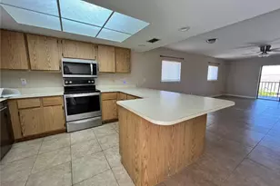 3911 Country Club Blvd, Cape Coral, FL 33904 - Photo 6