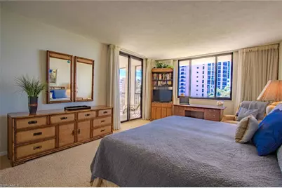 10851 Gulf Shore Dr #301, Naples, FL 34108 - Photo 12