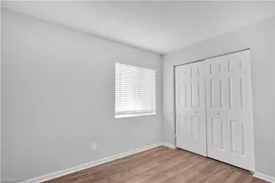 4617 Bayshore Dr, Naples, FL 34112 - Photo 16