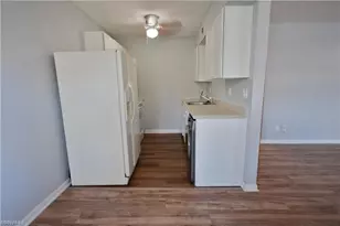 4617 Bayshore Dr, Naples, FL 34112 - Photo 10