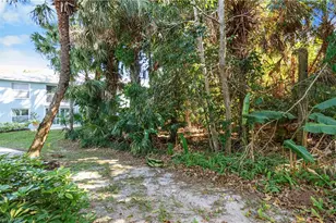 28280 Pine Haven Way, Bonita Springs, FL 34135 - Photo 38