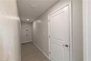 707 Kismet Pkwy E, Cape Coral, FL 33909 - Photo 26