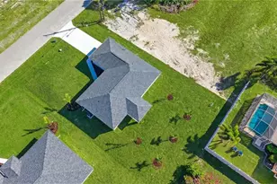 1124 NW 19th Ave, Cape Coral, FL 33993 - Photo 32