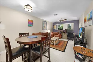 1031 Pine Isle Ln, Naples, FL 34112 - Photo 8