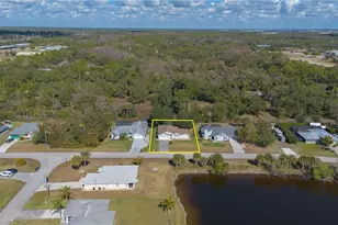 11407 Rabun Gap Dr, North Fort Myers, FL 33917 - Photo 2