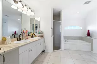 2625 NE 19th Pl, Cape Coral, FL 33909 - Photo 16