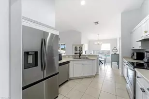 2625 NE 19th Pl, Cape Coral, FL 33909 - Photo 14